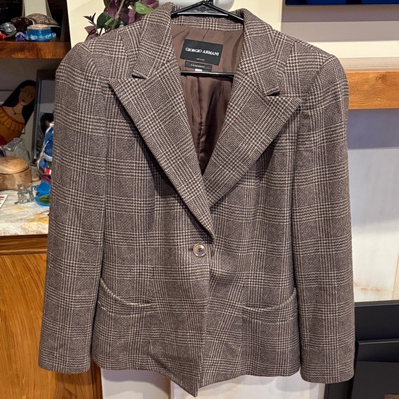 Giorgio Armani Jackets & Blazers - Giorgio Armani Cashmere Blazer